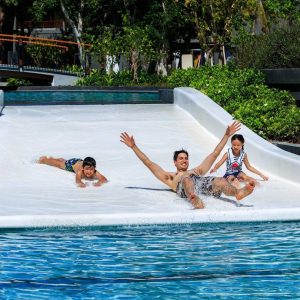 hhqmr-pool-0074-hor-wide