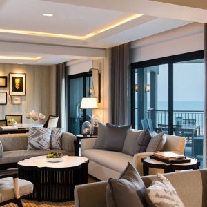 hhqmr-suite-0028-hor-wide