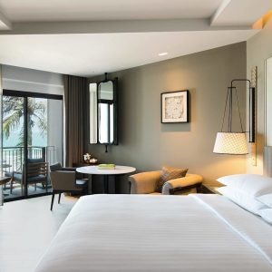 hhqmr-suite-0033-hor-wide