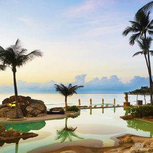 Beachfront-Pool-1600×900