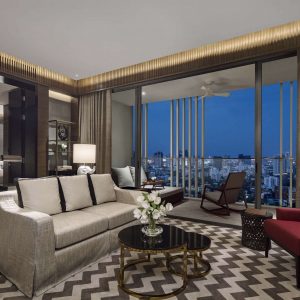 03-ayutthaya-suite-living-room-01