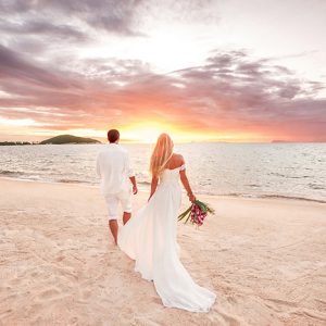 2017_Beach_wedding_700x467_copy